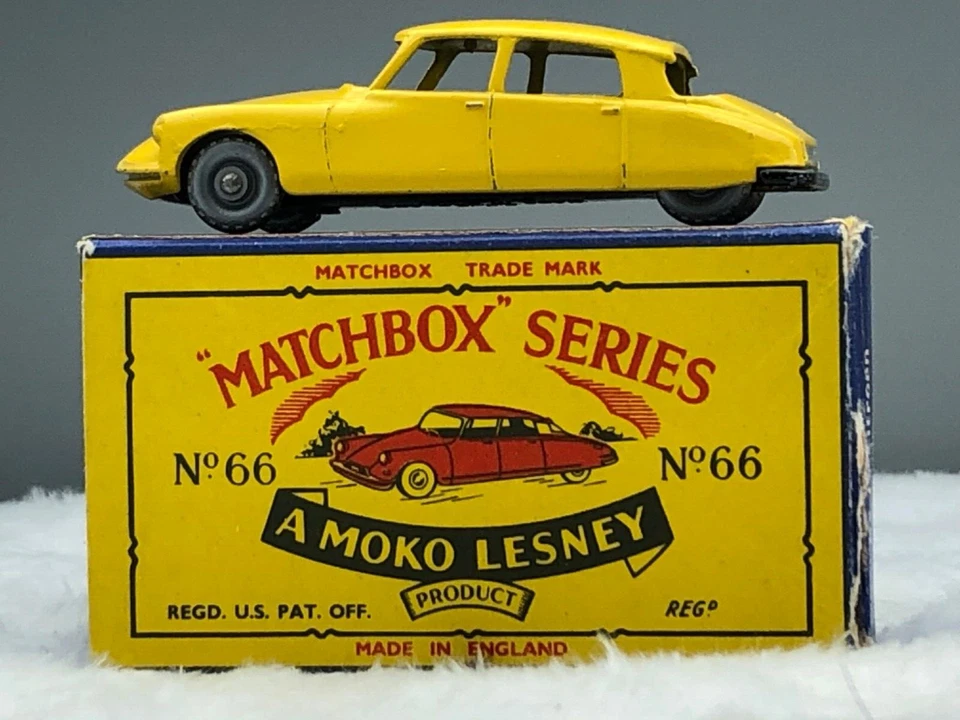 Matchbox Moko Lesney #.66 Citroen 1959 N, como nuevo, original, en caja original, plata pl.whls. Foto 1 de 4