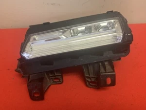 GM LED Fog Light Lamp Driving Daytime Running Cornering Cadillac XT5 RH OEM - Bild 1 von 6
