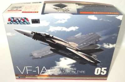 WAVE Macross 1/100 Scale VF-1A Fighter Production Type Construction Kit from JPN - Image 1 of 4
