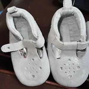 Baby Pram Shoes Heel Tabs Silver M&S- 12-18 Months - Picture 1 of 6