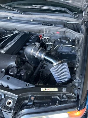 Entrada de aire de rendimiento de la marca BlingLights para motor BMW X5 e53 3,0 L I6 2000-2006 Foto 1 de 4