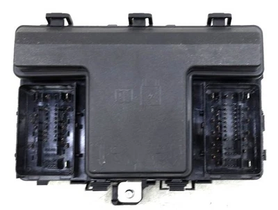 Nuevo conjunto de caja de fusibles y relés OEM Ford KB3Z-14A068-A Ford Ranger 4x4 2019-2023 Foto 1 de 4