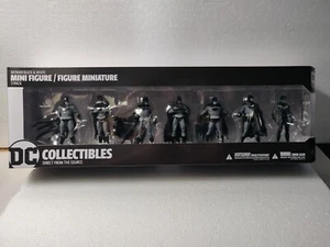 DC Collectibles Batman Black and White 7 Pack Mini Figures (CosBman1771) - Picture 1 of 19