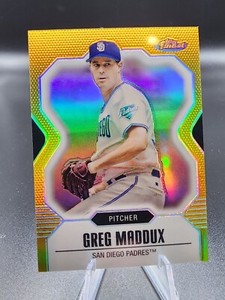 2007 Topps Finest Gold Refractor /50 Greg Maddux #30 HOF