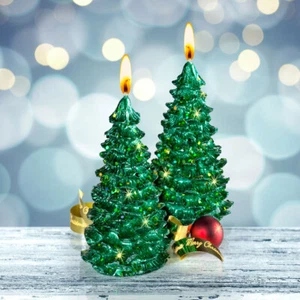 Motivkerze »Tannenbaum« 2 Stück, 9,5 cm Wachskerzen mit Glitzer Weihnachten - Bild 1 von 1