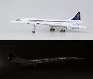1/125 50cm Singapore Airlines Concorde Passanger Airplane Plane W/Light Sound To - Picture 1 of 7