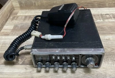 Radio CB Midland Modelo 13-888 con Micrófono De Colección Probado Funciona Muy bien Foto 1 de 4