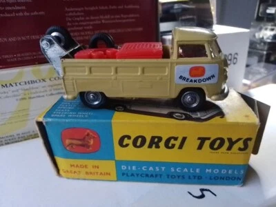 Corgi Volkswagen Breakdown Truck Number 490. Scale 1:43. Complete With All Tools - Image 1 of 4