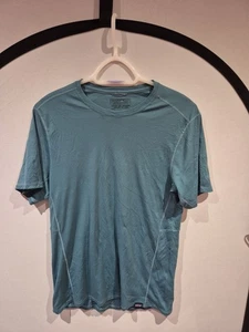 MENS PATAGONIA CAPILENE COOL T-SHIRT SIZE SMALL - Picture 1 of 4