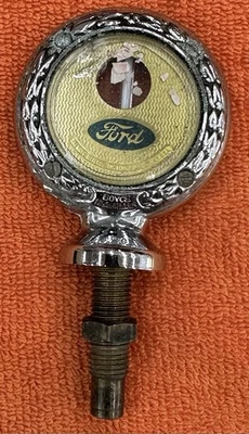 Antiguo ADORNO CAPÓ RADIADOR FORD MODELO A T piezas de automóviles antiguas coche camión antiguo Foto 1 de 4