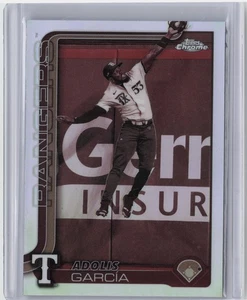 Refractores sepia Adolis García 2025 Topps cromo #293 - Imagen 1 de 2