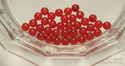 24 Bakelite Catalin Beads Red translucent 8mm drilled - Image 1 of 3