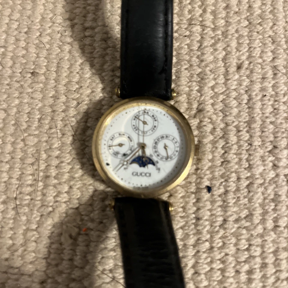 Vintage Ladies Gucci 2000m Moonphase Triple Calendar Watch  - Image 1 of 4