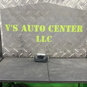 2014-16 Kia Soul OEM AM FM Radio mp3 Bluetooth and Satellite Ready 96170-B2090CA - Picture 1 of 4