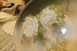 Beautiful antique wurttemberg 81/2" plate white roses on green painted gold - Picture 1 of 11