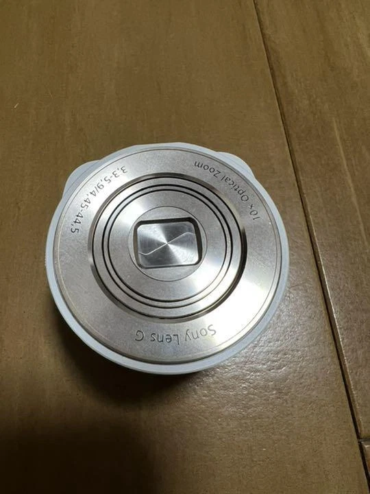 Sony Cyber-shot DSC-QX10 Lens Style Camera White Digital Camera Tested Working - Image 1 of 4