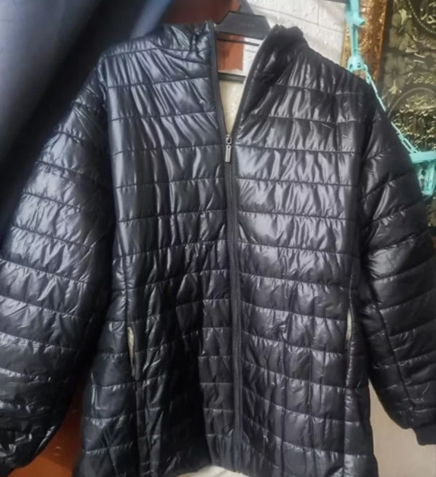 Ladies Lightweight Jacket Size XL - Image 1 of 3