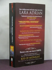 The Midnight Breed 1:Kiss of Midnight by Lara Adrian, unread,pb promotional copy - Picture 1 of 5