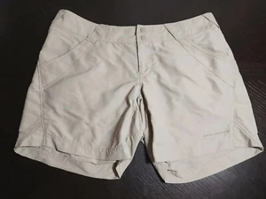 Pantalones Cortos de Senderismo Columbia Omni Tono Caqui Tostado Para Mujer Talla Mediana Casi Nuevos - Imagen 1 de 6