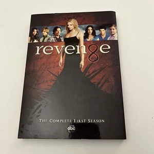 Revenge - The Complete First Season Free Postage - Picture 1 of 2