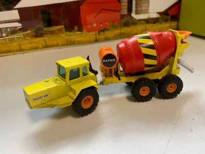 CORGI.1:43.CORGI. VOLVO BM. RAPIER CENTRE STEER CONCRETE MIXER. CEMENT MIXER. - Image 1 of 4