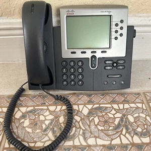 CISCO 7961 LCD Display IP Business Phone CP-7961 - Photo 1/10