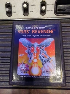 Atari 2600 Yars Revenge 1981 Vintage CX2655 Game Cartridge Atari 2600 Tested - Picture 1 of 3