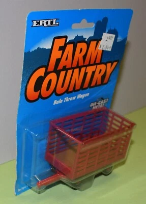 Vintage ERTL 1/64 Scale Case IH Bale Throw Wagon on Farm Country Card - Image 1 of 4