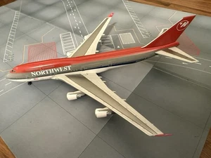 Northwest Airlines B747-400 | Dragon Wings | 1/400 | 55470 - Picture 1 of 3