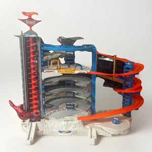 Mattel Hot Wheels City Super Ultimate Garage Spielset mit motorisiertem Aufzug - Bild 1 von 8
