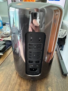 2013 Apple Mac Pro Workstation 12 Core 2,7GHz CPU + 48GB RAM + 1TB Flash + D500 - Bild 1 von 20