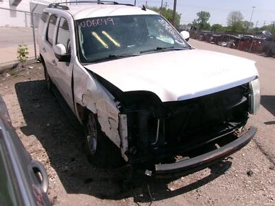Used Front Right Upper Upper Control Arm Front fits: 2011 Gmc Yukon new style sm - Image 1 of 4