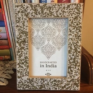 Picture Frame Wood Freestanding 4x6” White & Gold Colored Beads India Z4 - Picture 1 of 10