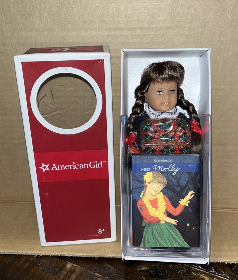American Girl Molly Mini Doll 2015 Limited Edition Retired Glasses