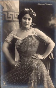 ROSARIO GUERRERO : SPANISH DANCER :INTERNATIONAL STAR : AFFAIR WITH BELGIAN KING - Picture 1 of 2