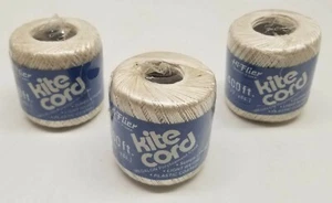 Lote de 3 cuerdas de cable de cometa Hi-Flier nuevas de stock antiguo 400 pies (133 yardas) | 3 carretes - Imagen 1 de 12