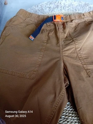 Superdry Shorts Size 36. Dark Tan Colour Brand New With out Tags. - Image 1 of 4