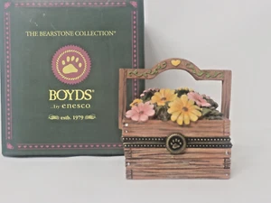 Boyds Bears Treasure Box ~ Ms. Gardenbeary's Flower Box Of Friendship w Sprinkle - Picture 1 of 3