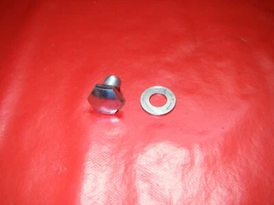 Top Steuerkopfschraube Yoke Fork Forcella Suzuki Gn 400 - Picture 1 of 1