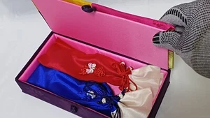 Caja de seda multiusos alta calidad 2 juegos de palillos cuchara grabados coreanos - Imagen 1 de 11