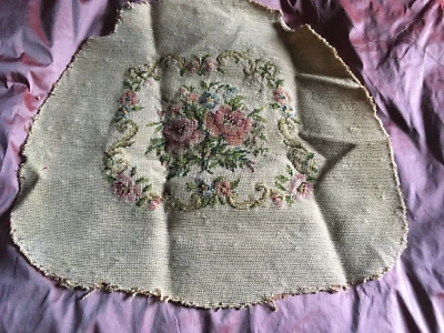 Ancienne TAPISSERIE brodée main, chaise N3 - Parfait état - Photo 1/4