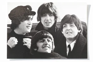 THE BEATLES : Österreich, 1965,  Kunst-Postkarte - Bild 1 von 2