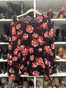 Halogen Black Flower Top Sz L - Picture 1 of 4