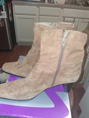  Nine & Co.Brown 麂皮小牛靴带拉链 - 11 — 第 1/4 张图片