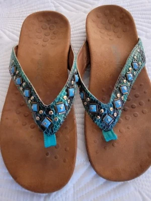 Vionic Womens 7 Floriana Jewel Teal Snake Print Turquoise Sandals Flip Flops  - Image 1 of 4