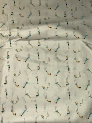 Dear Stella Acrobats Trapeze Circus 棉绗缝面料按码分类 — 第 1/3 张图片