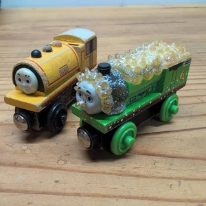 Thomas & Friends Tren de Madera Jack Frost Percy y Bill Tanque Motor - Imagen 1 de 16