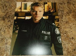 DAVID PAETKAU AUTOGRAPHED 8X10 MATTE PHOTO FLASHPOINT GOON FINAL DESTINATION (B) - Picture 1 of 2