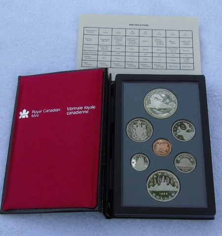 1986 Canada Coin Proof Set Royal Canadian Mint Leather Holder COA Train Canoe Cover