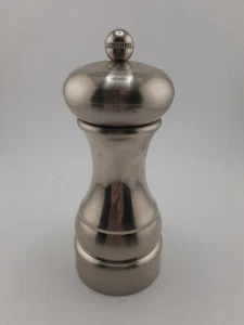 Molinillo de pimienta de aluminio Olde Thompson molinillo agitador EE. UU. de colección 6"" - Imagen 1 de 4